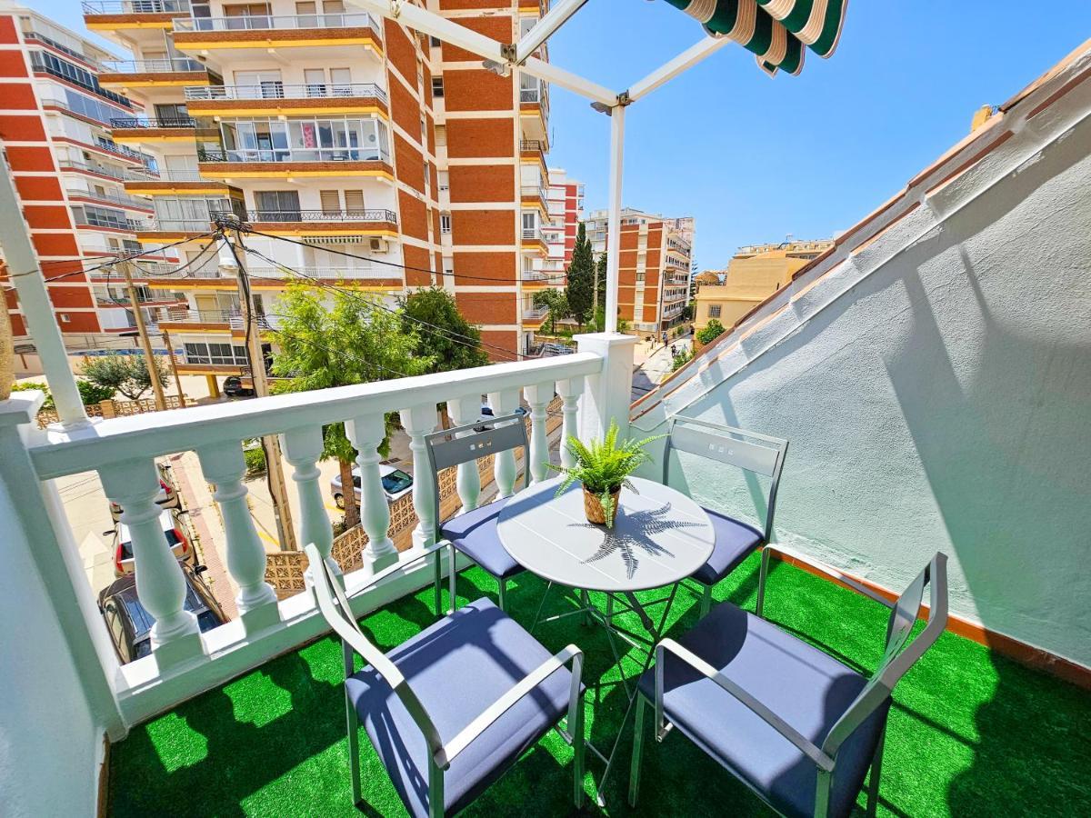 Yeti Atico Beach - Alojamientos La Torre Torre Del Mar Exteriör bild